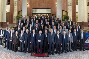 مجمع عمومی سالانه بانک ملی ایران با حضور وزیر اقتصاد برگزار شد