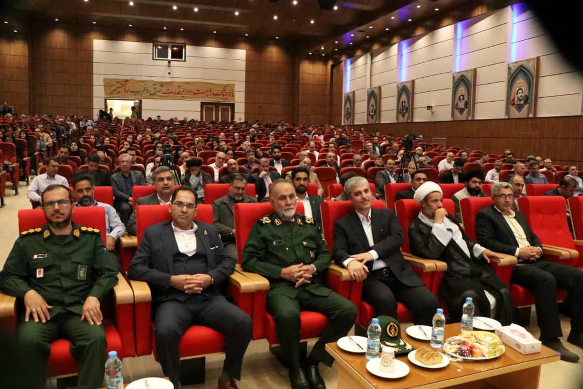 یادواره شهدای صنعت نفت فارس در پتروشیمی شیراز برگزار شد+ویدئو