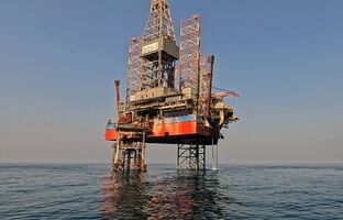 جابجایی سکوی حفاری DCI-1 به میدان گازی بلال در شرایط دشوار جوی به پایان رسید