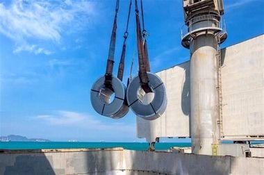 ۶.۸ میلیارد یورو سرمایه‌گذاری گروه فولاد مبارکه در کشور/ بهره‌برداری از واحد فولادسازی سفیددشت با سرمایه‌گذاری ۲۴۰ میلیون یورویی