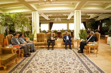 برای نخستین بار، بانک صنعت و معدن 6 فقره برات الکترونیکی قابل تسویه در بستر اتاق پایاپای شرکت بورس کالای ایران صادر کرد