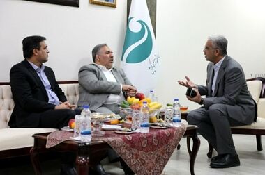 بهزاد انصاری به دیدار دکترعلی عبدالعلی زاده در نهاد ریاست جمهوری رفت.