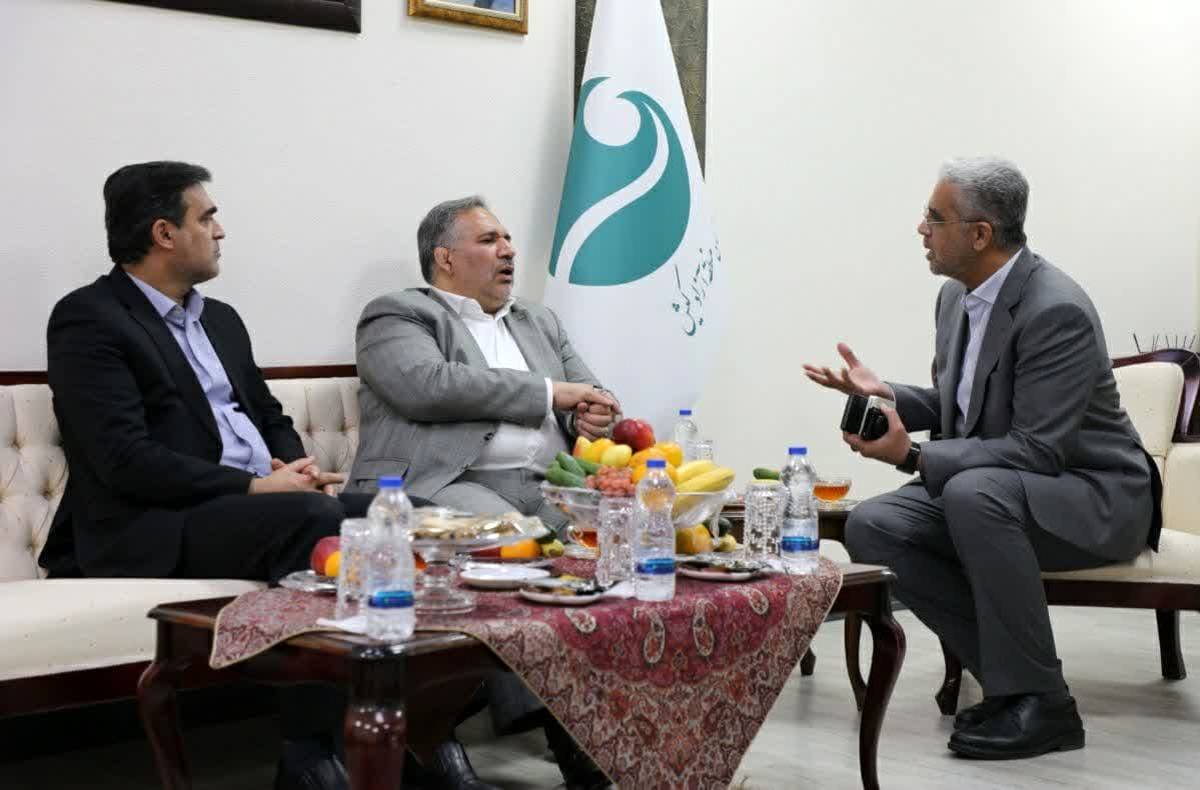 دیدار مدیرعامل شرکت پتروشیمی بدر شرق با رئیس کمیسیون اقتصادی مجلس