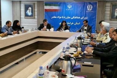 نیاز شرکت‌های دارویی به مواداولیه تهیه دارو با کشت کنترل شده شقایق الیفرا قابل تأمین است