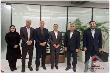 شریعتمداری: هلدینگ خلیج‌فارس ۱۰۰ درصد تعهدات ارزی خود را انجام داده است