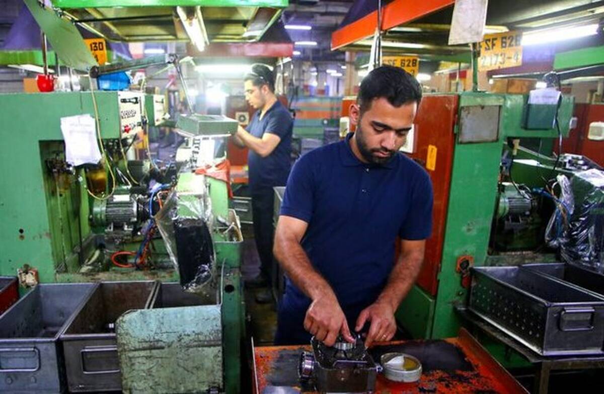 شرکت‌های پیمانکاری بلای جان نیروهای شرکتی/دولت لایحه امنیت شغلی را به مجلس بفرستد
