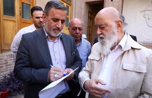  بازدید رئیس شورای اسلامی شهر تهران از خانه‌موزه شهید  چمران در منطقه ۱۲