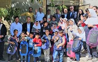 جشن آغاز سال تحصیلی جدید کودکان مدرسه رشوانلوی شیروان در کنار مدیرعامل بانک اقتصادنوین