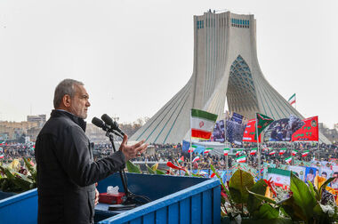 سناریوهای مختلف برای تحقق اقتصاد مقاومتی/ فعلا تاب‌آوری اقتصاد اولویت دارد