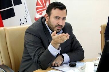 مدیرعامل شستا روز داروسازی را تبریک گفت