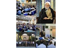 نشست بصیرتی با حضور استاد شیخ حسین انصاریان در پتروشیمی شیراز برگزار شد