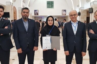  کارشناس برنامه ریزی تولید فولاد خوزستان گواهی‌نامه انجمن آهن و فولاد ایران را دریافت کرد 