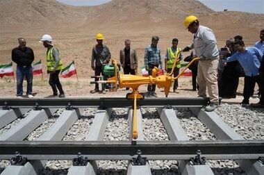 راه آهن میانه-اردبیل روی ریل ذوب آهن اصفهان به ایستگاه پایان رسید