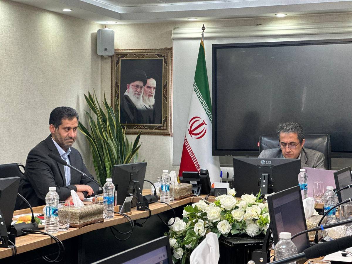 تاکید اقاجانلو بر انضباط واداره اقتصادی باشگاه‌های معدنی و صنایع معدنی