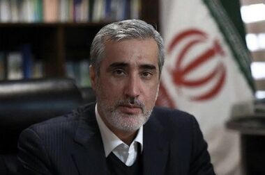 استقرار تیم و تجهیزات پزشکی توسط بیمه دی در مرز مهران