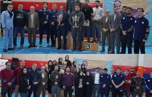 مسابقات فوتبال‌دستی صنعت بیمه به میزبانی بیمه آسیا برگزار شد