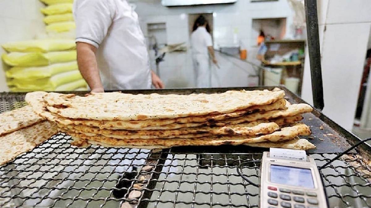 افزایش قیمت نان در تهران رسما کلید خورد/ نان سنگک ۵۲ درصد گران شد