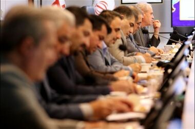 کاشت نهال به یاد شهدای صندوق قرض الحسنه شاهد
