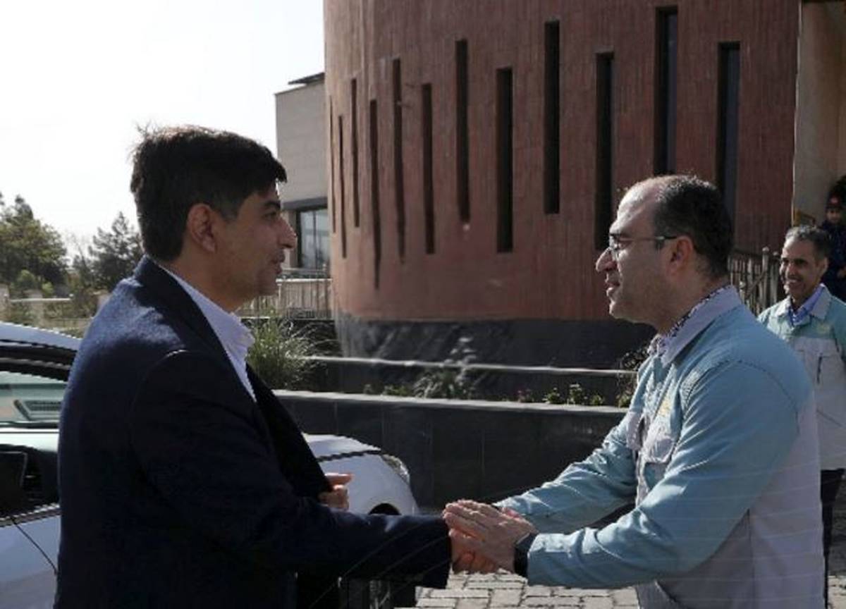 بازدید مدیرعامل گروه فولاد مبارکه از شرکت فولاد و نورد سبا