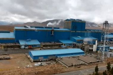 بر لزوم توسعه و تکمیل زنجیره نورد سرد در استان چهارمحال و بختیاری تأکید شد