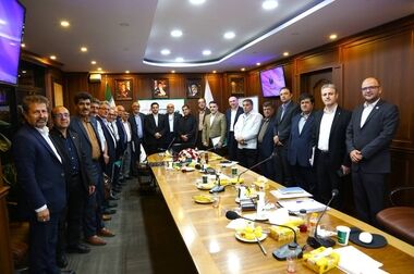 بهره گیری از ظرفیتهای اقتصادی استان البرز برای توسعه بازار و ارتقای جایگاه بانک