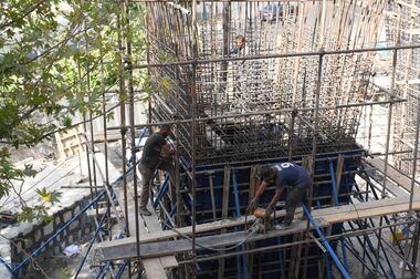  از جابجایی و تغییر کاربری مرکز تخلیه زباله تا اتمام ورزشگاه شهرک نفت 