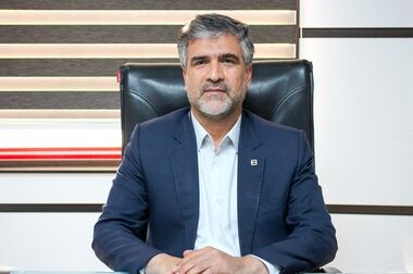 عطر افشانی وگلباران مزار مطهر شهدا در هفته دولت