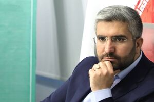 خیابان پیروزی برای نخستین بار میزبان همایش دوچرخه‌سواری شد / رکاب زنی پر شور شهروندان تهرانی در مسیر ۳ کیلومتری روشن فردا