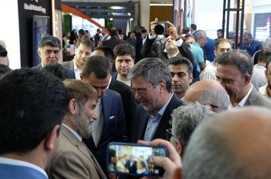 خدمت‌رسانی به مردم، حمایت از تولید و توسعه اقتصادی، راهبرد اصلی بیمه ایران در مناطق آزاد