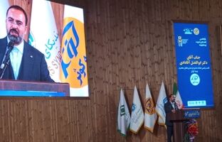  رفتار حرفه‌ای نمایندگان بیمه در فروش خدمات ضروری است