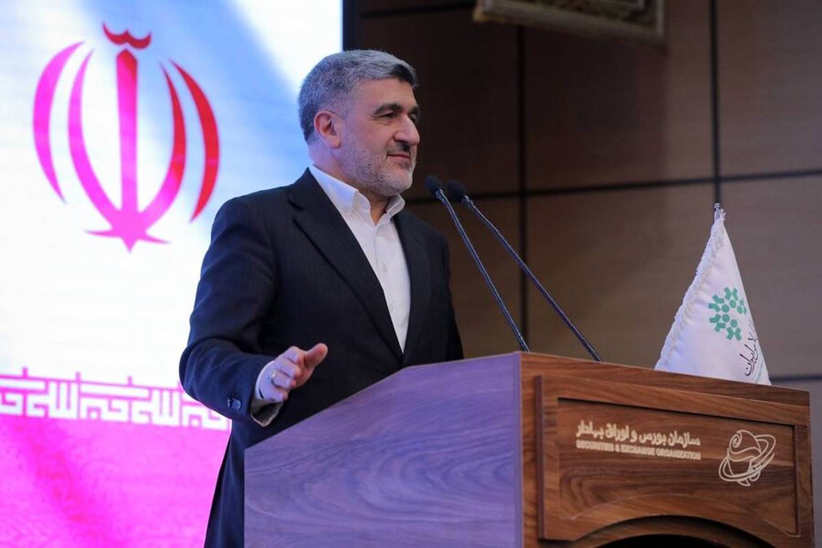 حضور ۷۰ درصدی سرمایه‌گذاران حقیقی و انجام روان معاملات نشانه تاب‌آوری بازار سرمایه است/ کمیته فقهی سازمان بورس از پیشرفته‌ترین ساختارهای فقه مالی در جهان برخوردار است