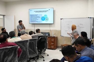 تجهیز کارگاه های گوهر تراشی در ۱۶ مرکز آموزش فنی ‌و حرفه‌ای کشور 