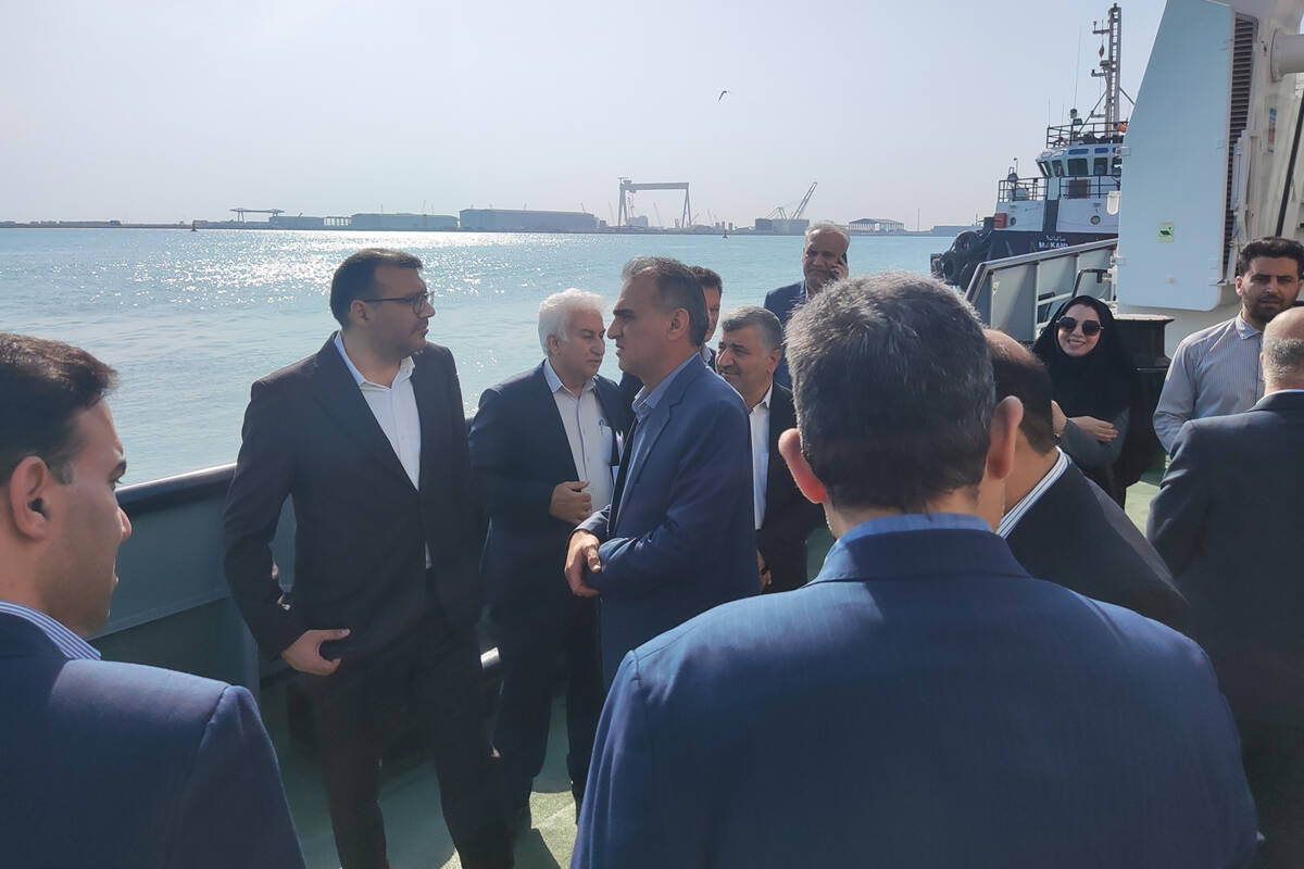 بازدید مدیر عامل اموال تملیکی از گمرک و اداره بندر استان بوشهر