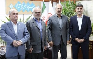 بازدید مشاوران رئیس بنیادشهید و امورایثارگران از صندوق قرض‌الحسنه شاهد