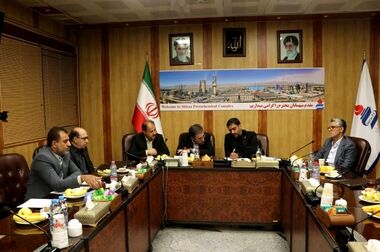 پیام تبریک مهندس پورکیا به مناسبت هشتم دی ماه روز صنعت پتروشیمی
