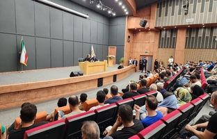 حضور مدیرعامل و اعضای هیئت مدیره منطقه آزاد انزلی در جمع تجار مجتمع ونوس