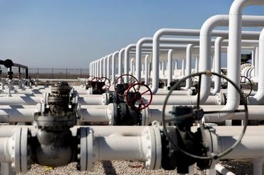 انجام عملیاتRoll-Up جکت سکوی پروژه فرزاد ب در یارد خرمشهر