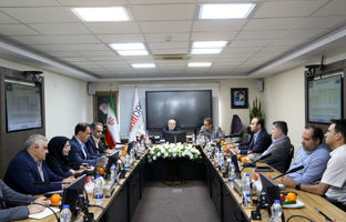 ارایه 8 پیشنهاد در رفع ناترازی های انرژی فولادی ها از سوی آقاجانلو/ نعمت زاده: در حال تهیه آیین نامه ای برای رفع ناترازی های صنایع معدنی هستیم