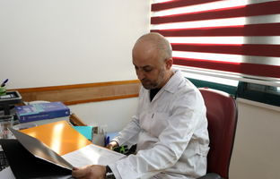 بیمارستان محک سومین مرکز پس از دانشگاه تهران و دانشگاه شهید بهشتی است که پیوند نیمه سازگار انجام می‌دهد