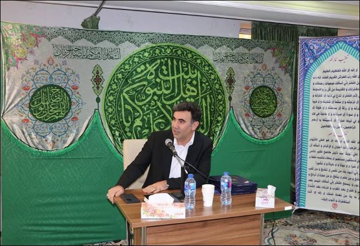 مراسم گرامیداشت هفته دفاع مقدس با حضور مدیرعامل و هیات مدیره صندوق قرض‌الحسنه شاهد برگزار شد