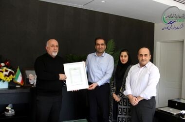 پتروشیمی کارون در دوازدهمین جایزه تعالی صنعت پتروشیمی درخشید / کسب تندیس بلورین و لوح پنج‌ستاره