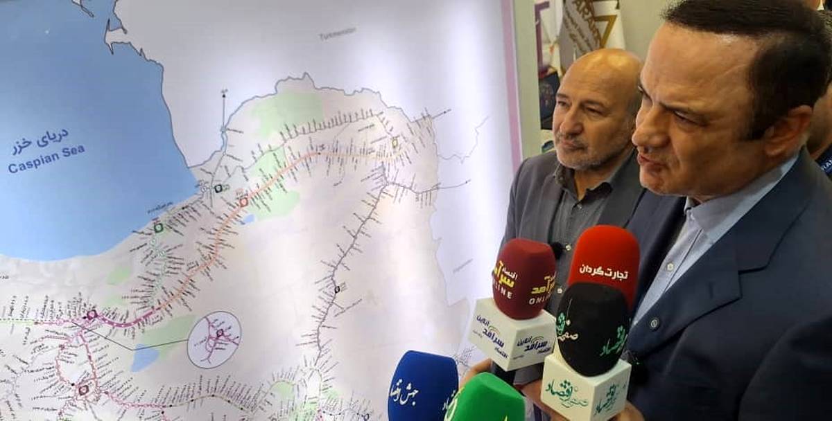 بازدید دبیر شورای عالی مناطق آزاد از غرفه ماکو در ایران اکسپو ۲۰۲۵ و تأکید بر توسعه کریدورهای تجاری