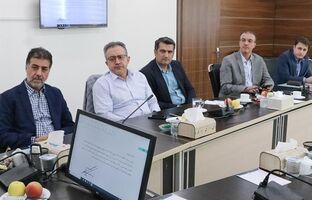 نشست کمیسیون تخصصی مالی - سرمایه‌گذاری سندیکای بیمه‌گران ایران برگزار شد