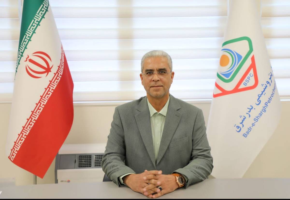  پیام تبریک مهندس بهزاد انصاری مدیرعامل و نائب رئیس هیئت مدیره مجتمع پتروشیمی بدر شرق به مناسبت «روز خبرنگار»