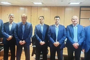 بازدید معاون بین الملل بانک توسعه صادرات ایران از شعبه بلوار کشاورز
