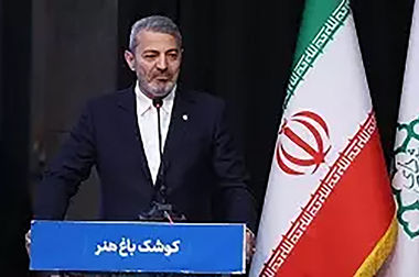 ۱۰۰ اصله درخت چنار جایگزین درختان خشک ولیعصر شد