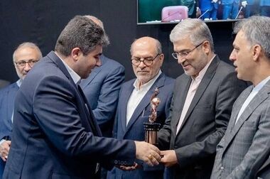 تقدیر اعضای کمیسیون اقتصادی مجلس از شستا برای اجرای پروژه‌ی سیمان خرامه