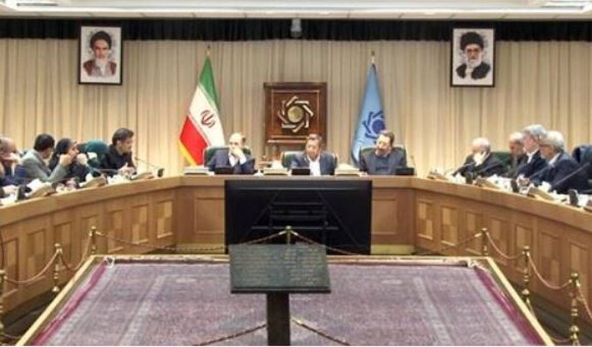 تامین پایدار کالاهای اساسی و حفظ ثبات و آرامش بازار / پایش مستمر بازارکالاهای اساسی در کارگروه «تضمین امنیت غذایی و بهبود معیشت مردم»