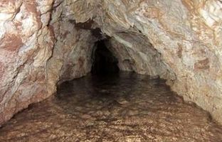 آب‌های زیرزمینی از خط هشدار هم عبور کردند