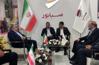 حضور نایب‌رئیس کمیسیون صنایع و معادن مجلس در غرفه صبانور